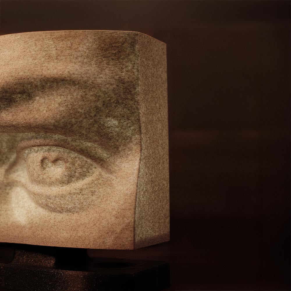 The Observer Lamp