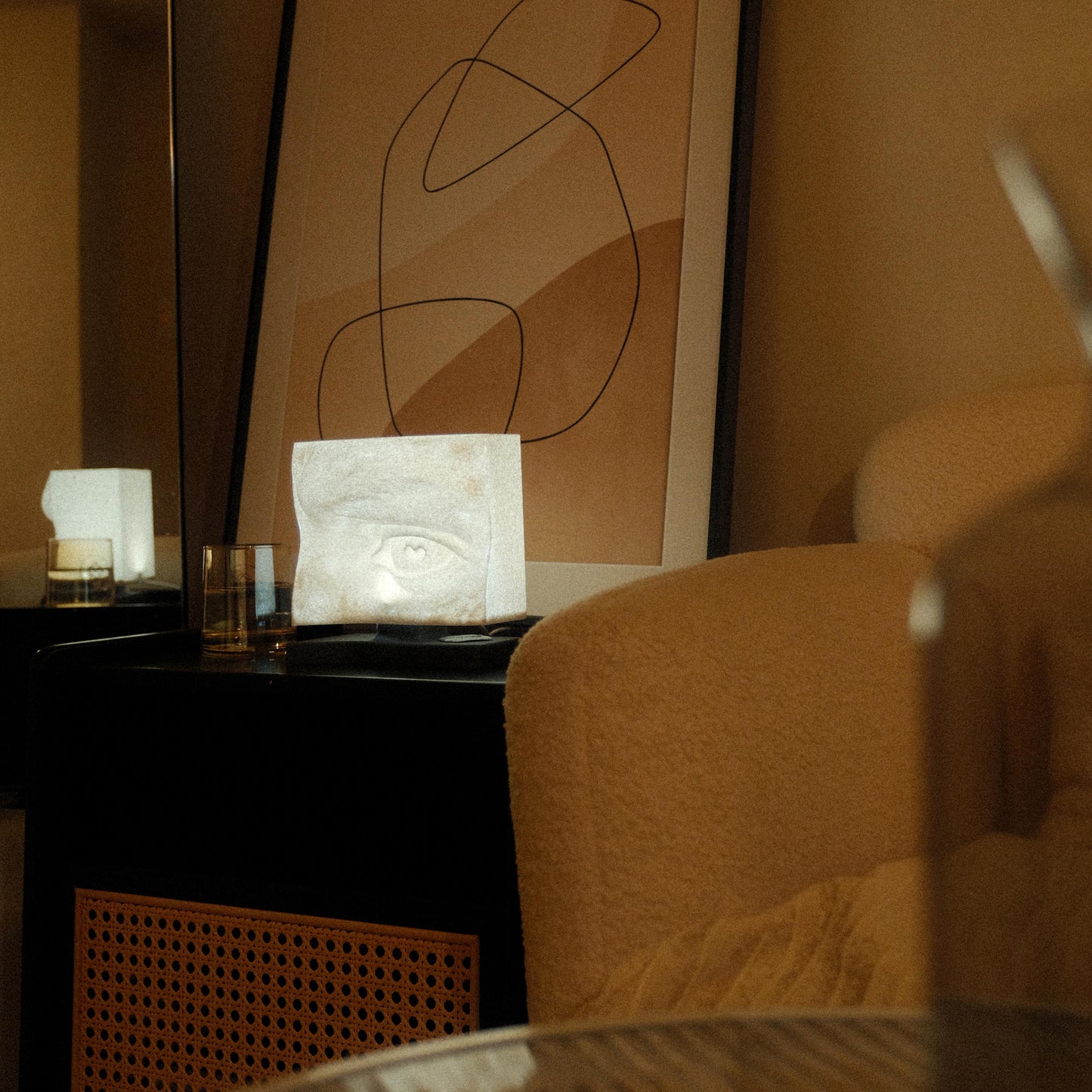 The Observer Lamp